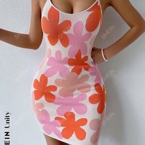 Privé Floral Pattern Sweater Dress